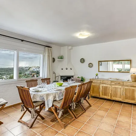 Holiday home Punta Montgo