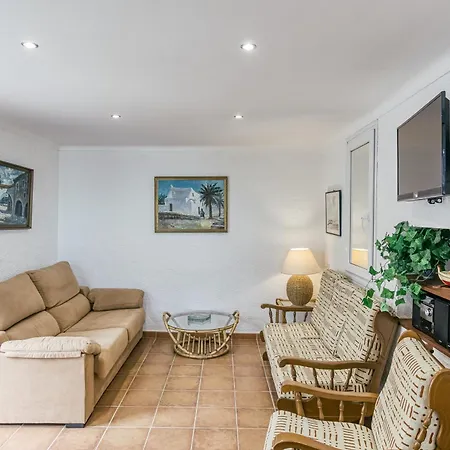 Holiday home Punta Montgo L'Escala