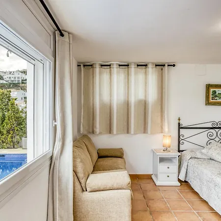 Punta Montgo Holiday home *