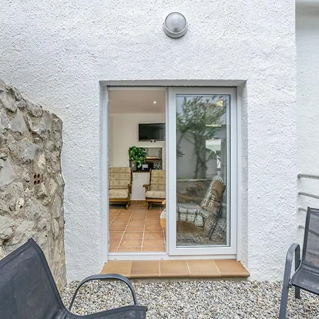 Punta Montgo Holiday home *